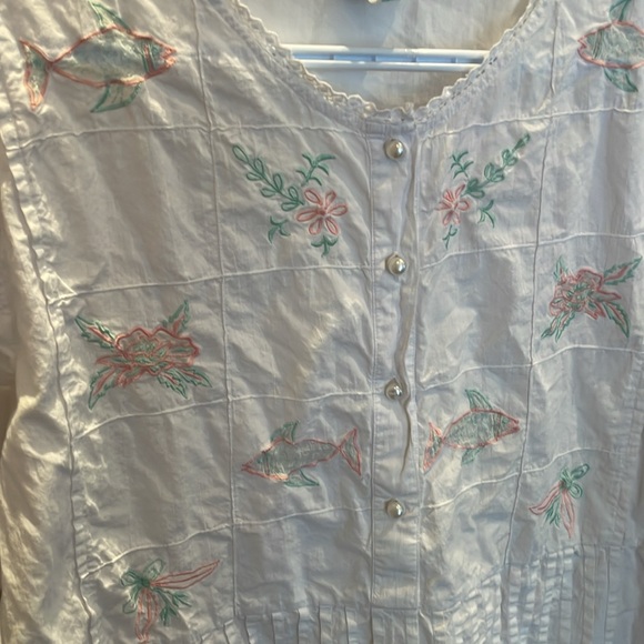 Kara’s Closet White Cotton dress - Picture 2 of 8